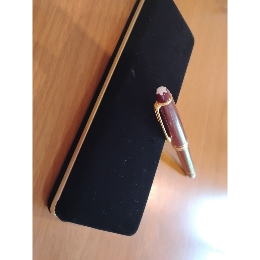 Montblanc Meisterstuck Gold Burgundy Plated Pen with Cap Rollerball Collectible - Picture 11 of 16
